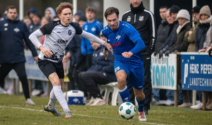 Nachholspiel auf dem Xantener Fürstenberg auf Asche