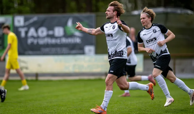 Heimstärke hält an - Sieg gegen Lowick