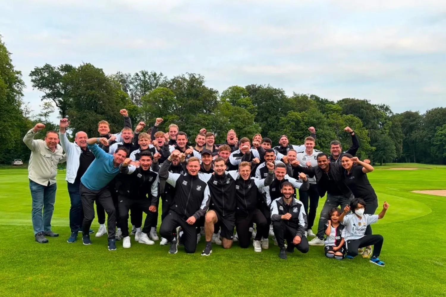 Bezirksliga Verbleib wurde in Didi´s Restaurant gefeiert
