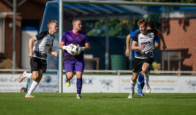Torloses Remis in Dindgen