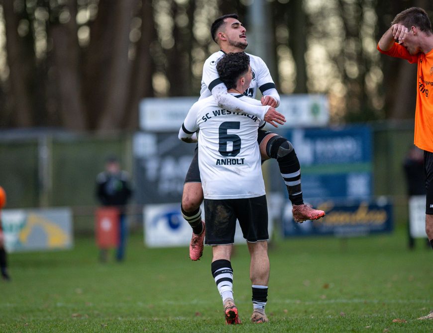 Triumph für SC Westfalia Anholt: Deutlicher 4:1-Sieg gegen TuS Haffen-Mehr