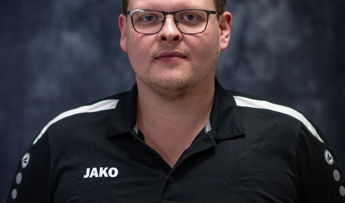 Auch Christopher Stein verlängert!